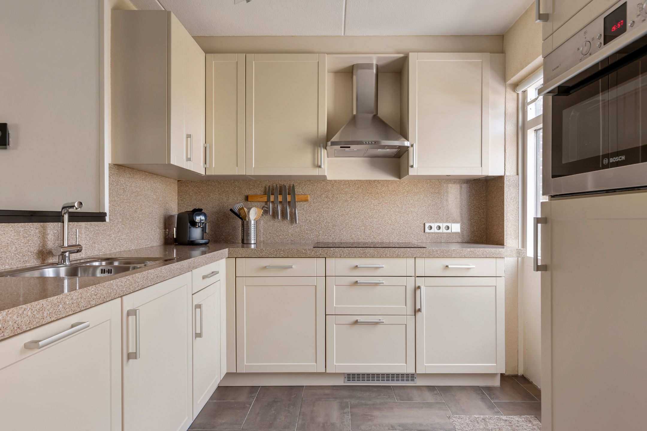 Photo 15 of Breedweerlaan 5