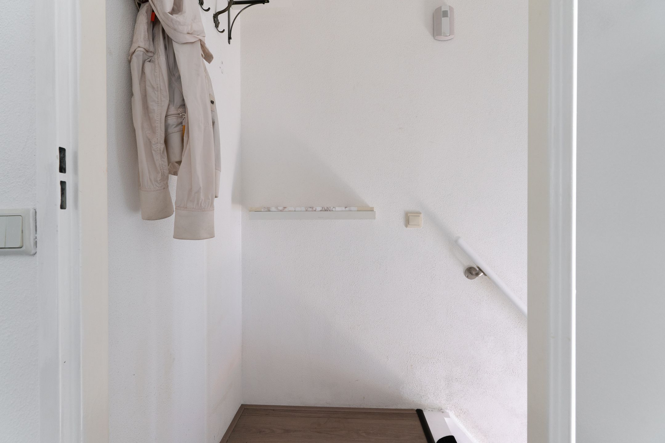 Spacious Upper Floor Apartment with Balcony in Green Residential Area of Wijchen — 21