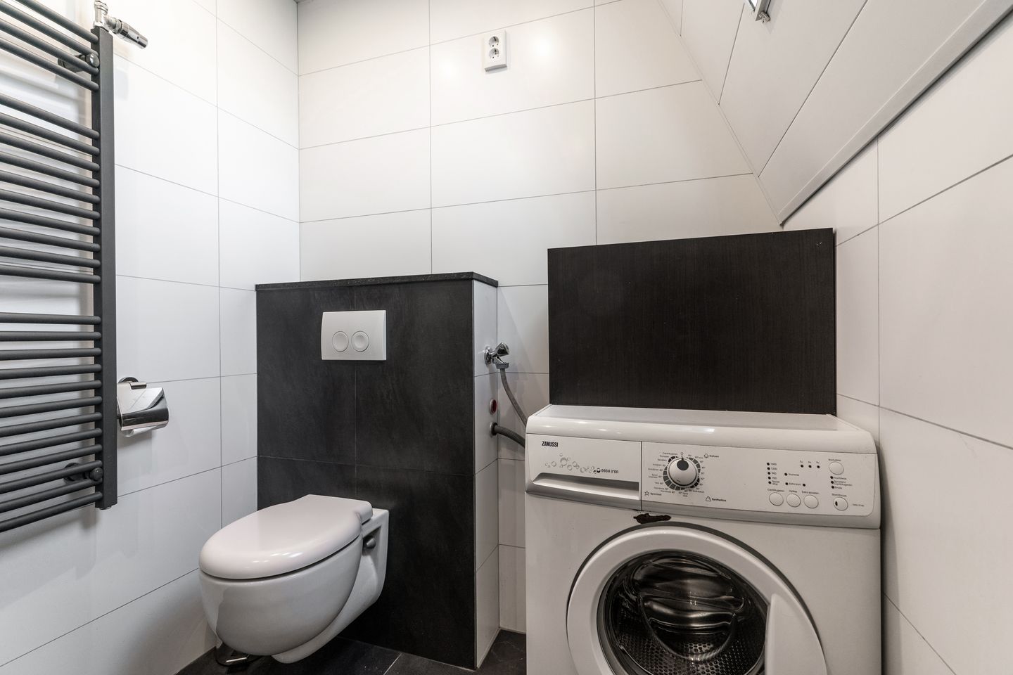 Spacious Upper Floor Apartment with Balcony in Green Residential Area of Wijchen — 29
