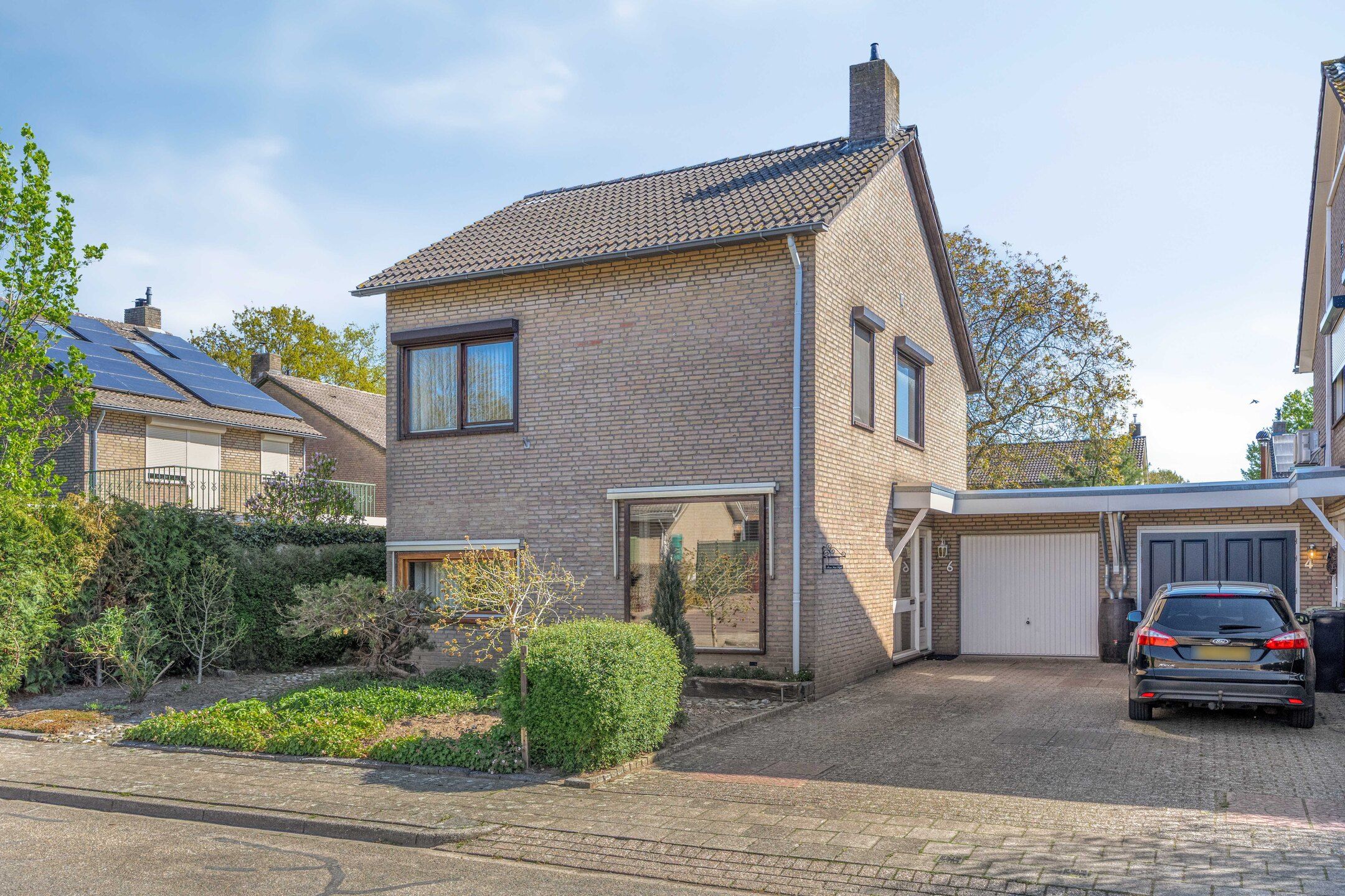 Foto 6 van Hazelaarstraat 6