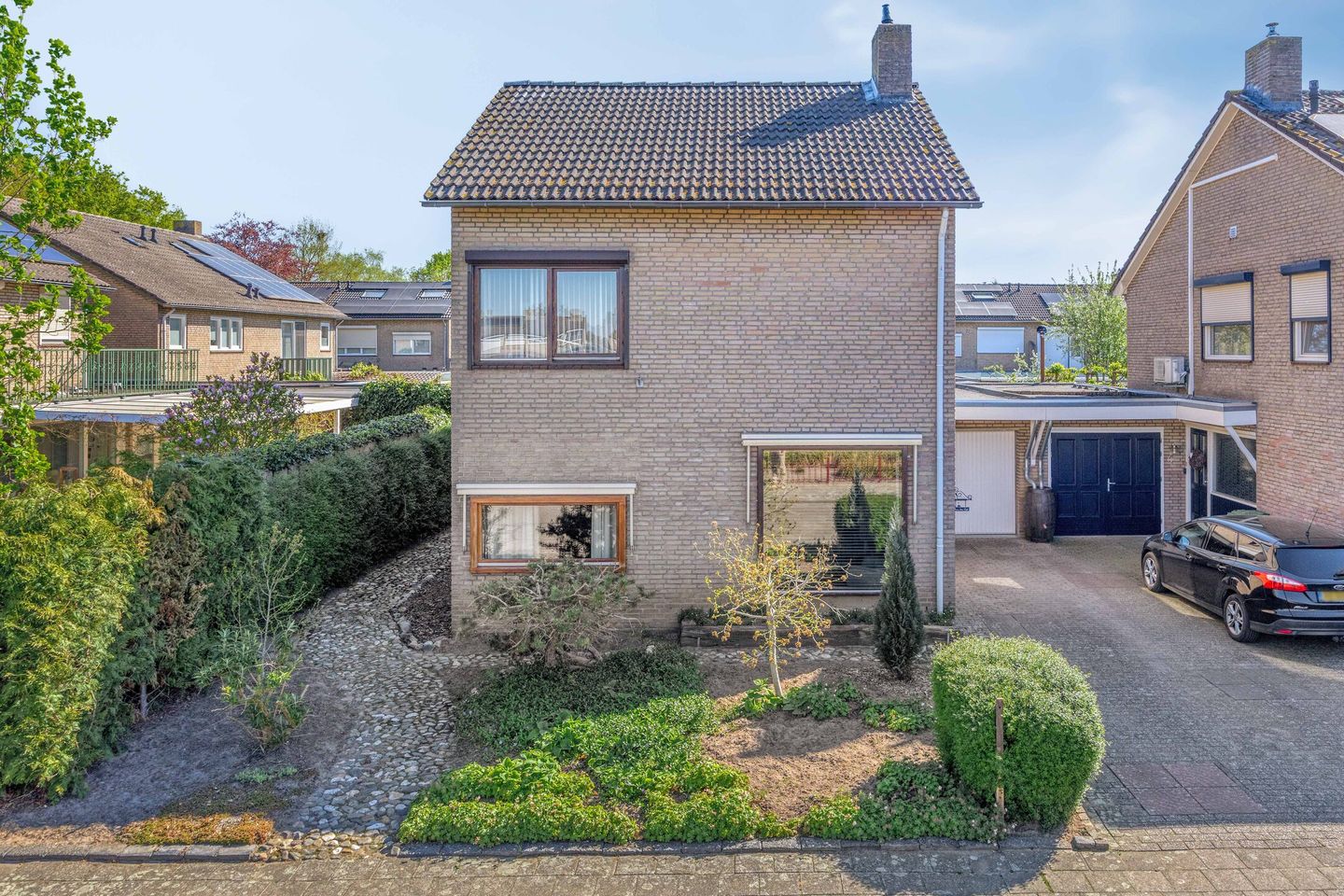 Foto 50 van Hazelaarstraat 6