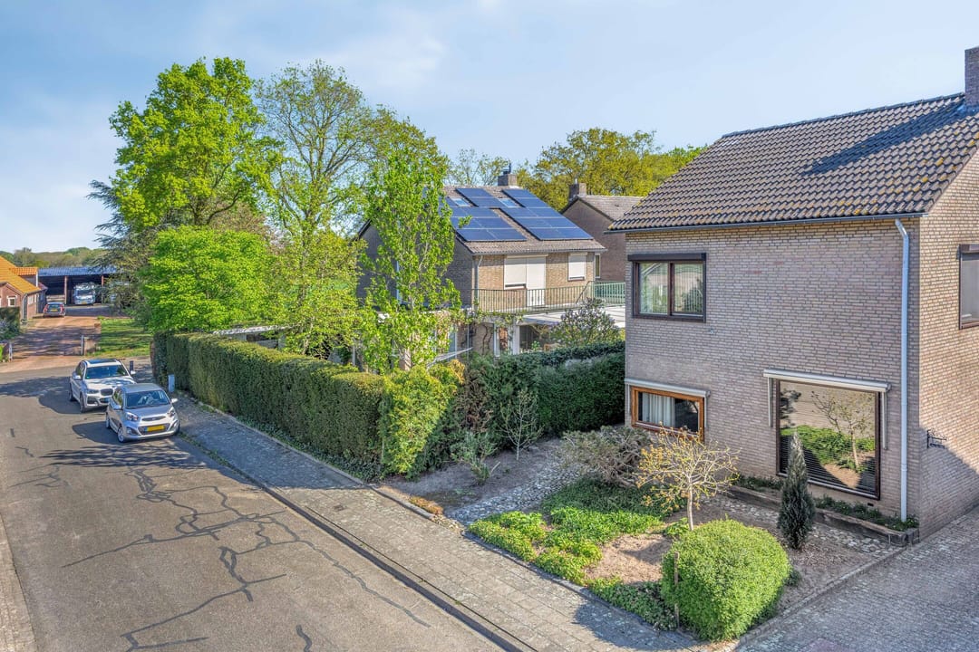 Foto 53 van Hazelaarstraat 6