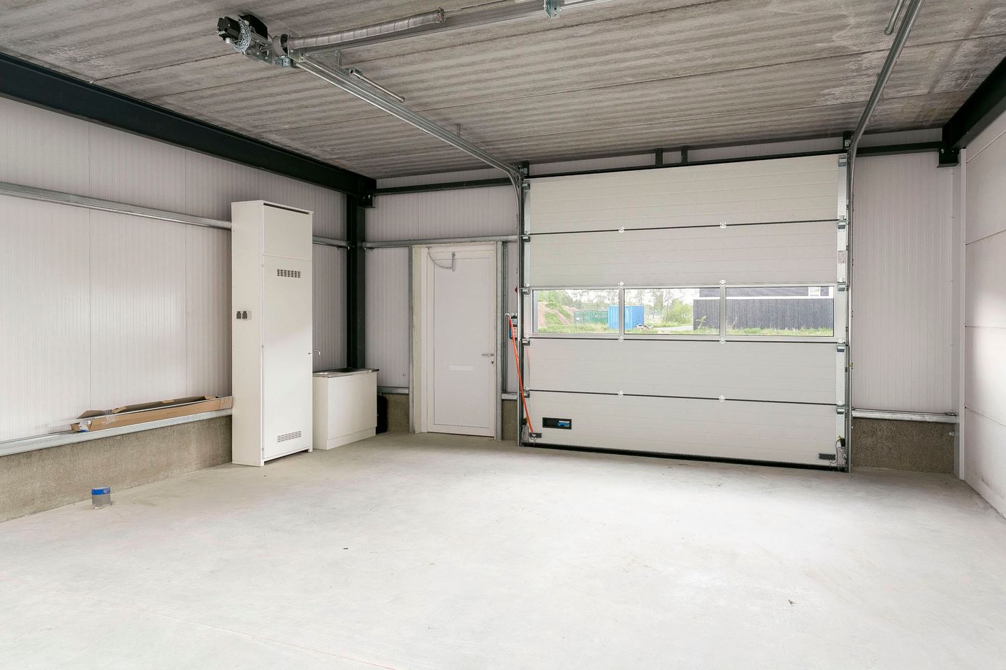 View photo 4 of Hoornaar 33