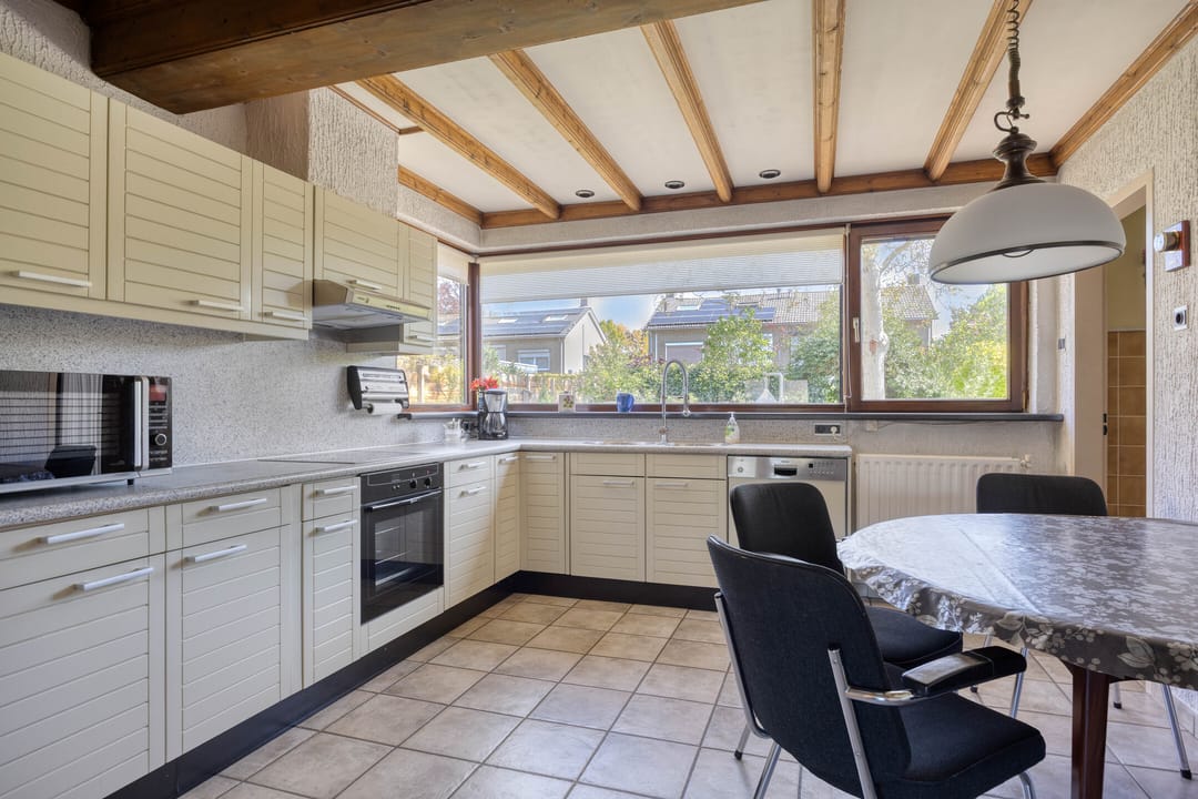 Foto 17 van Hazelaarstraat 6