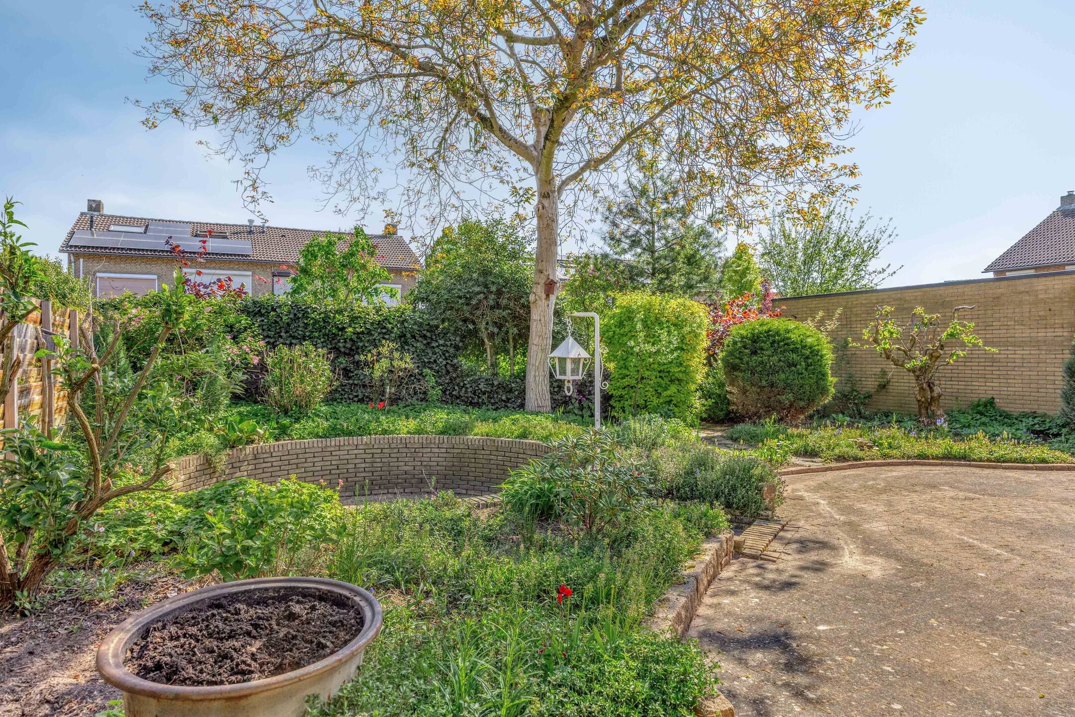 Foto 42 van Hazelaarstraat 6