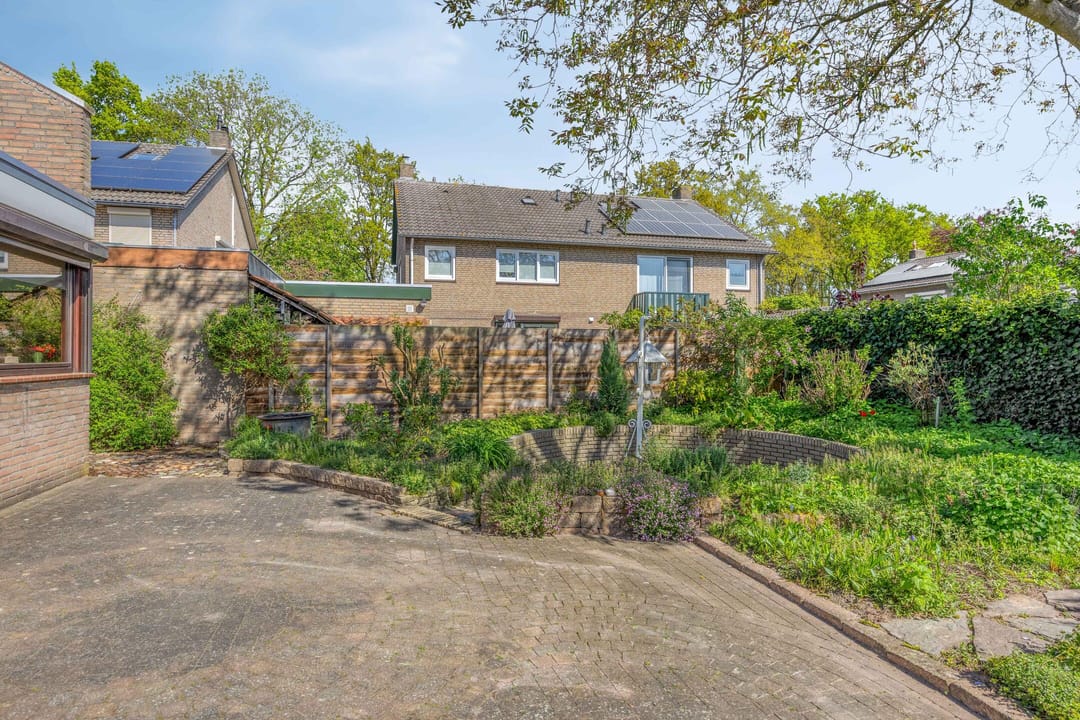 Foto 41 van Hazelaarstraat 6