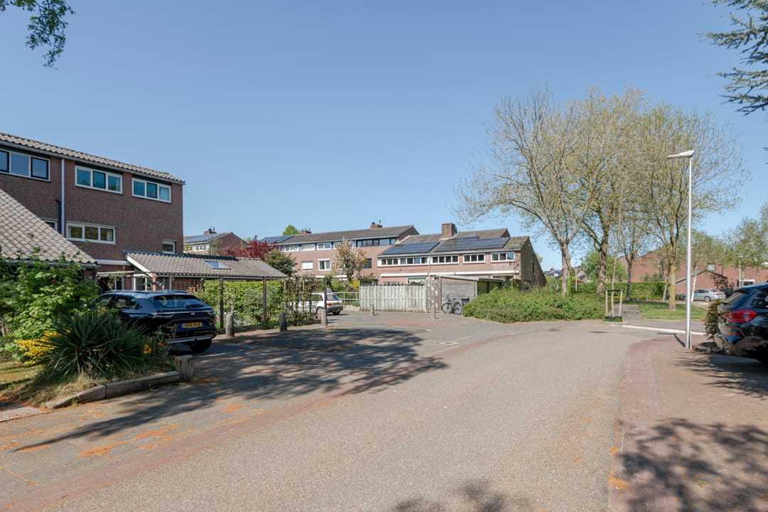 Photo 8 of Bijenmeent 109