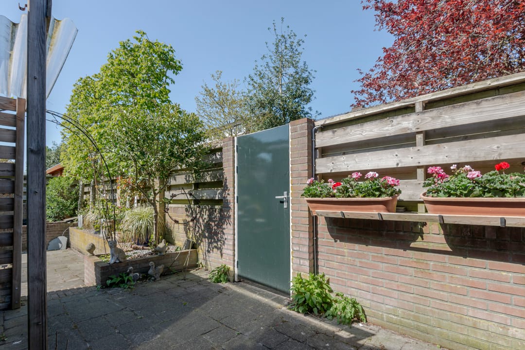 Photo 56 of Bijenmeent 109