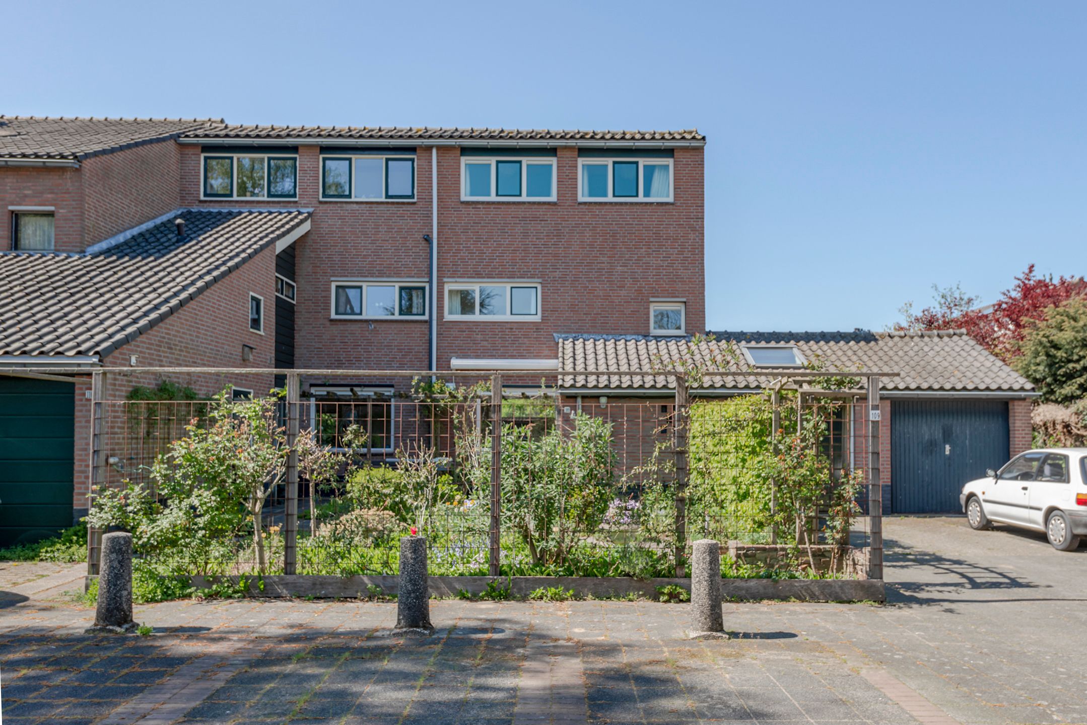 Photo 3 of Bijenmeent 109