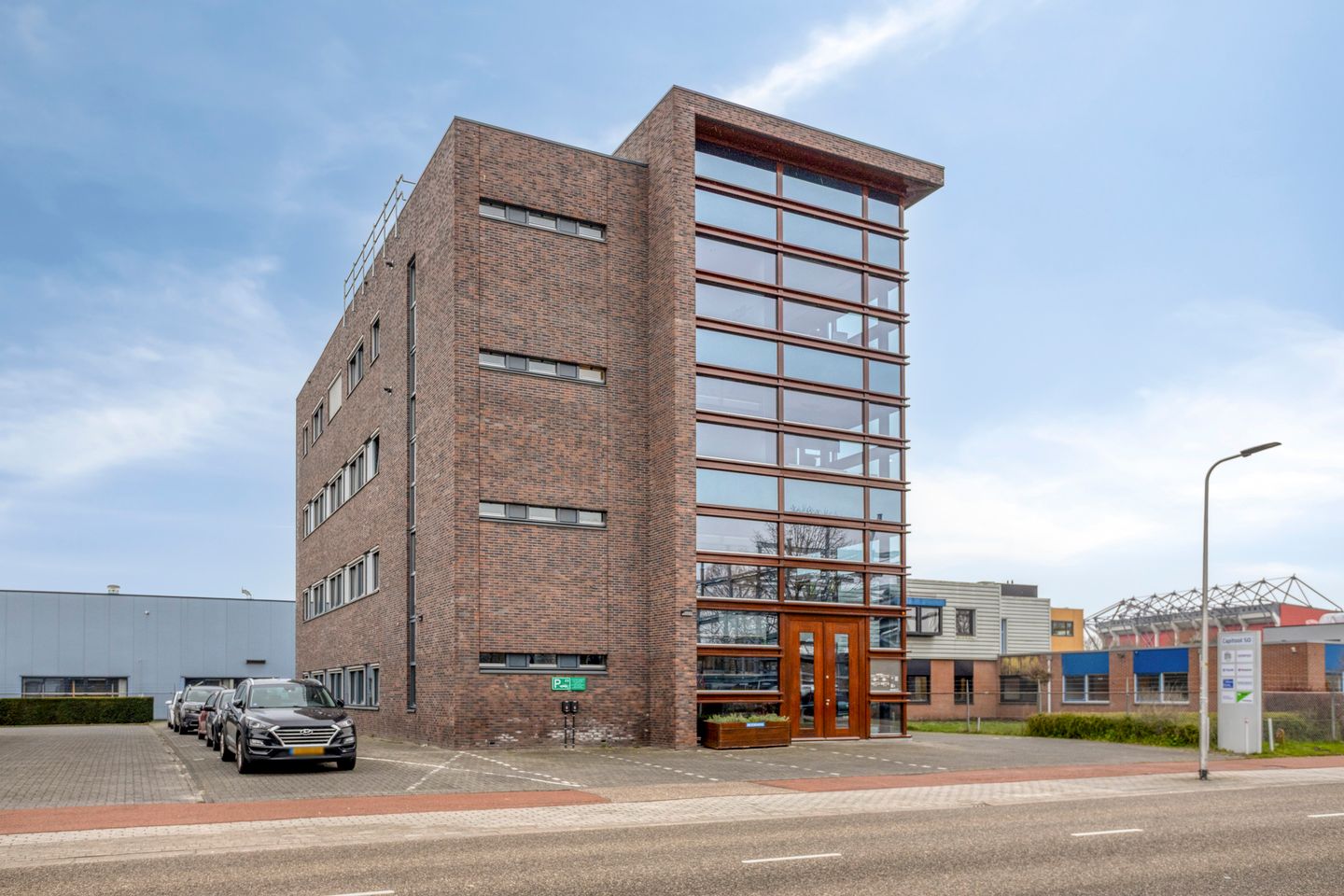 Bekijk foto 3 van Capitool 50