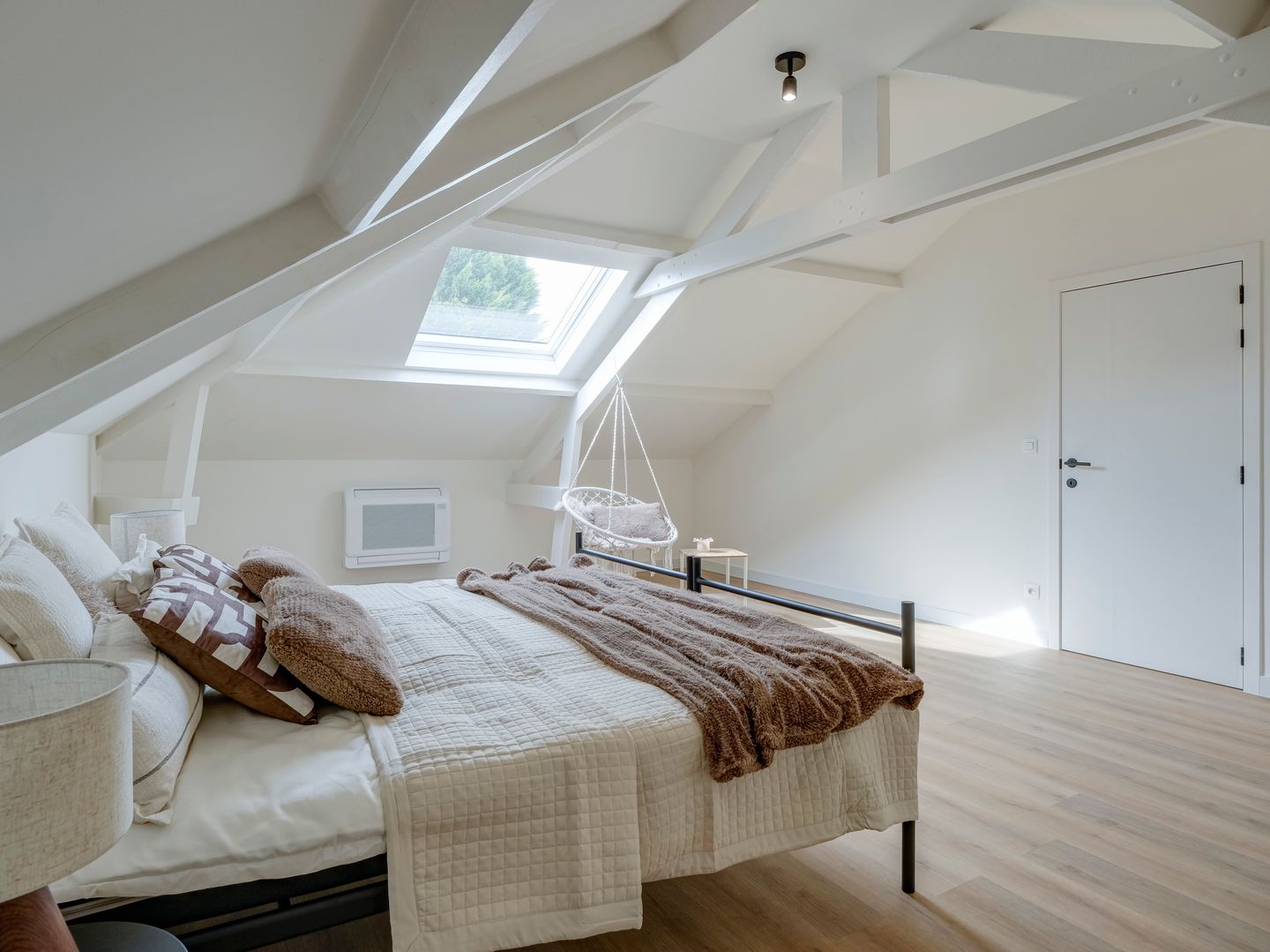 Fully renovated detached house with A energy label near Dutch border — 25