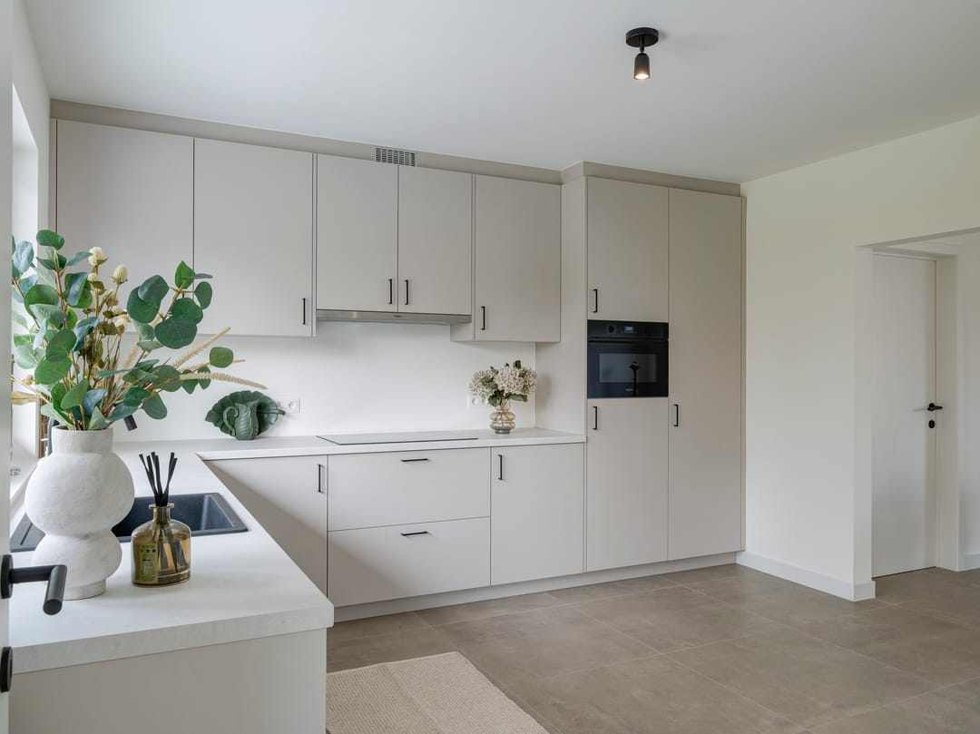 Fully renovated detached house with A energy label near Dutch border — 11