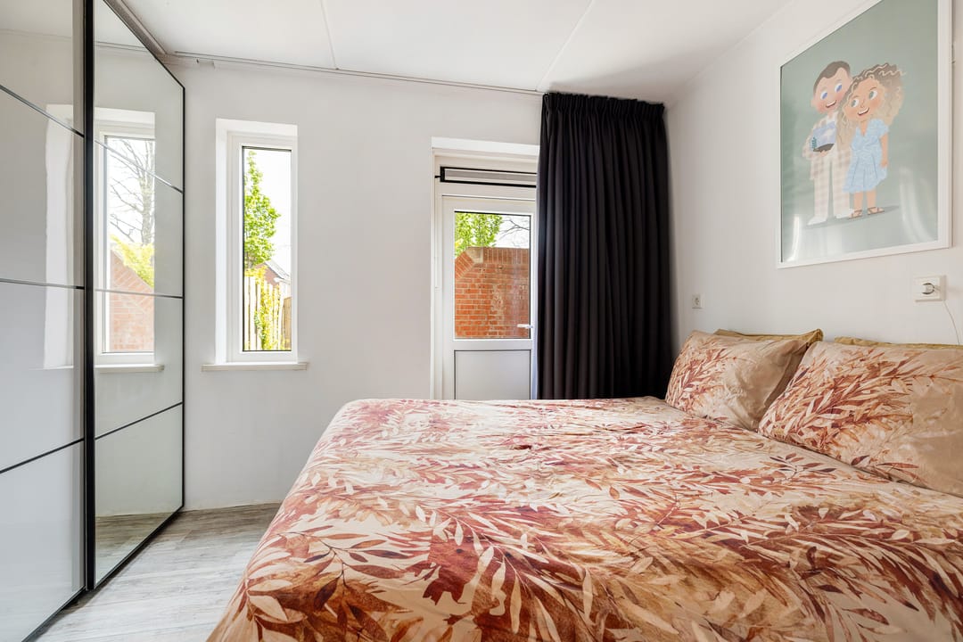Ground floor apartment with garden in Schollevaar — 13