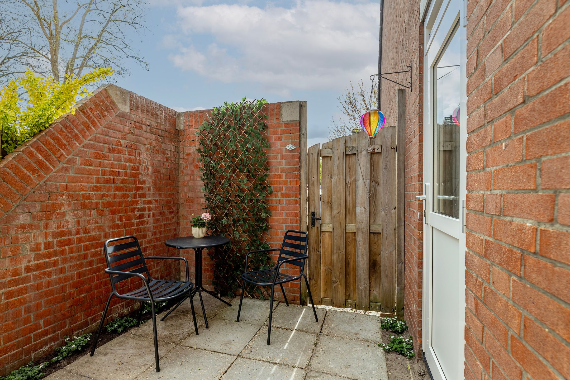 Ground floor apartment with garden in Schollevaar — 18