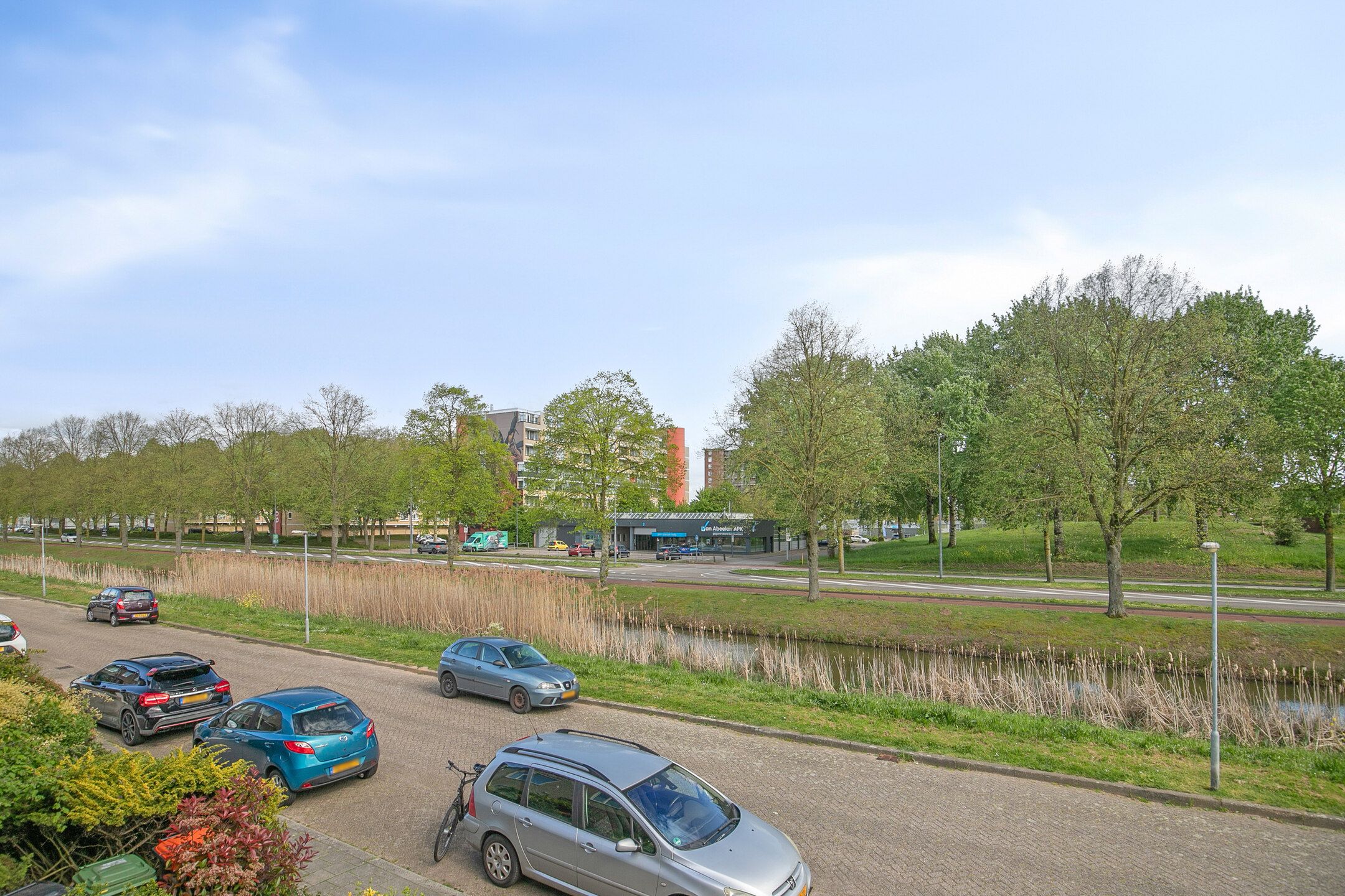 Modernized Terraced House with Garden Canopy in Den Bosch — 15