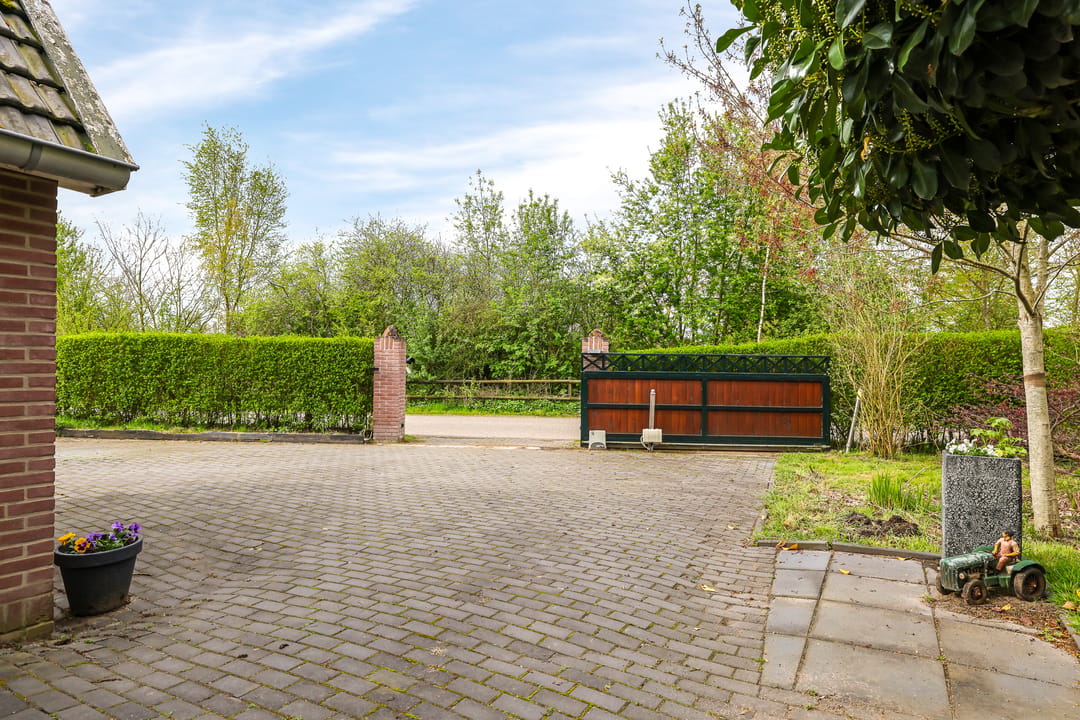 Photo 53 of Veenweg 4