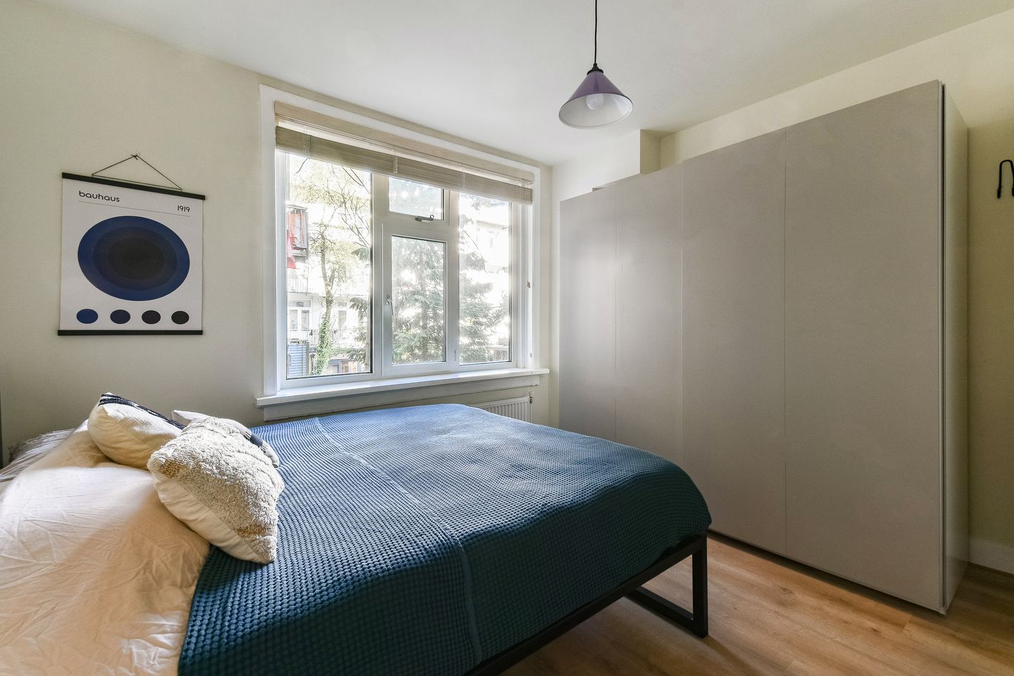 Renovated 3-Room Apartment with Water Views and Sunny West-Facing Balcony in De Baarsjes — 14