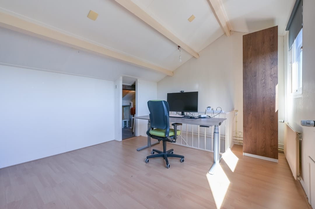 Photo 17 of Van der Weydenstraat 17