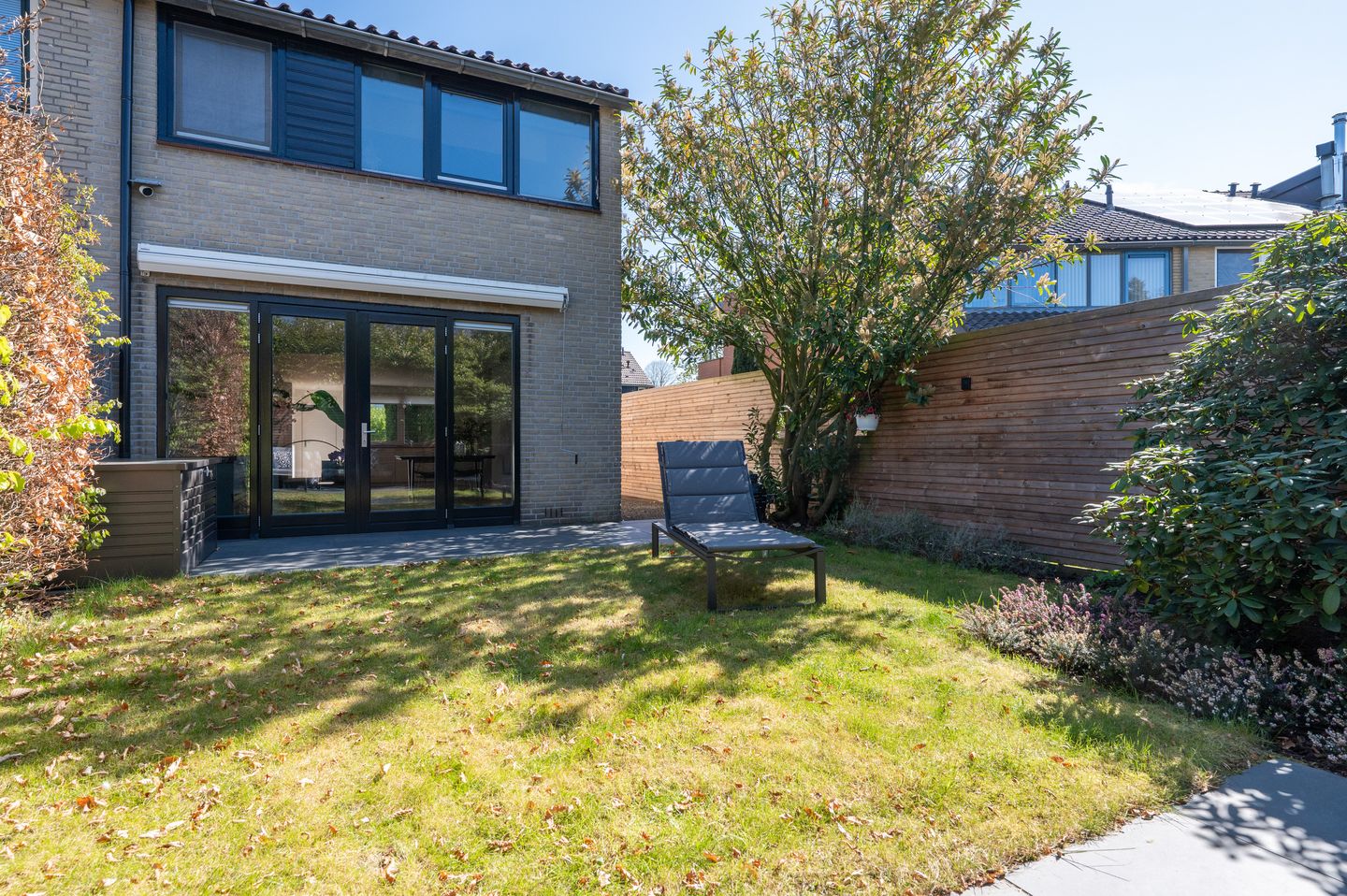 Photo 19 of Van der Weydenstraat 17