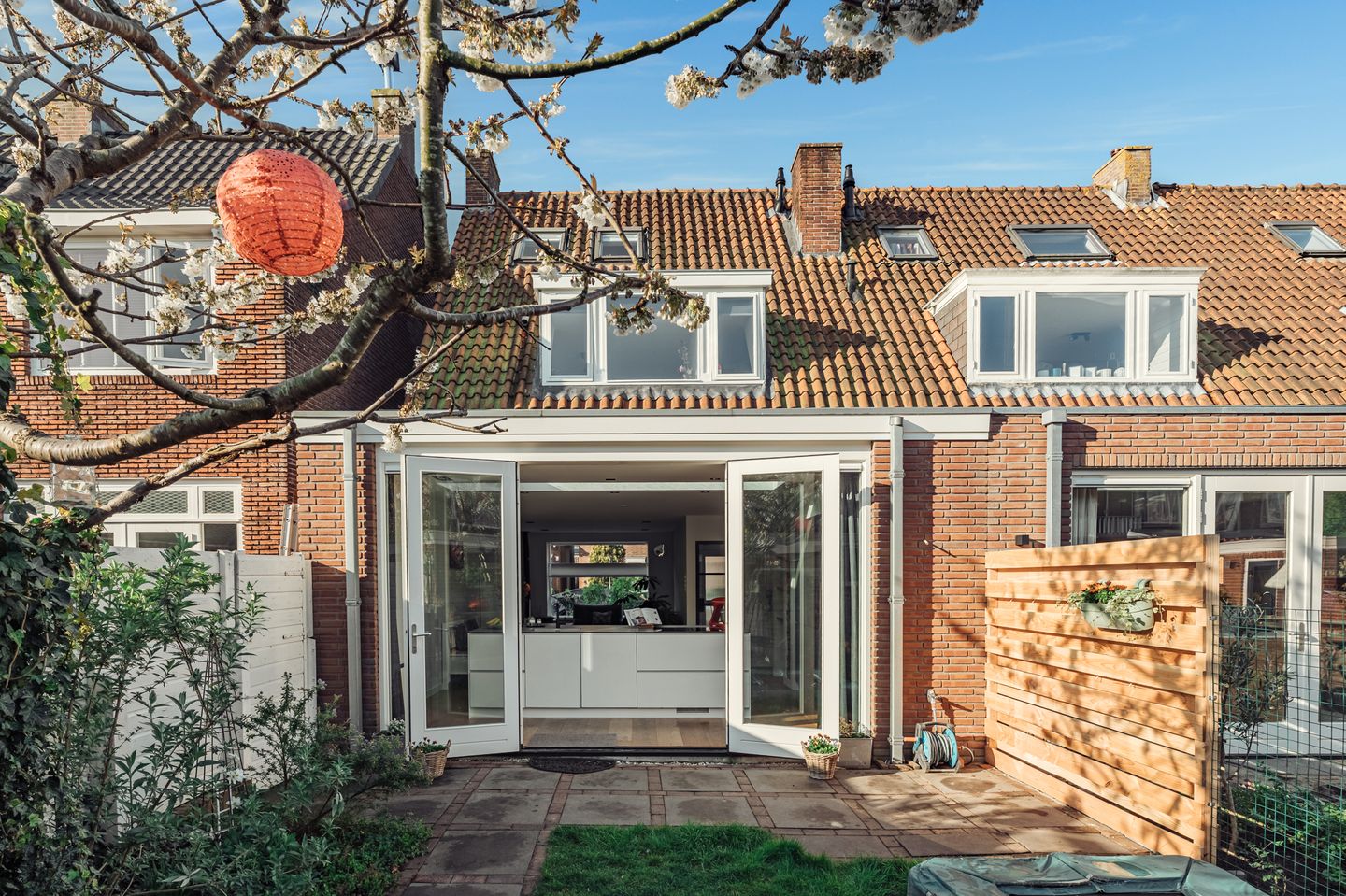 Foto 14 van Leeuwendalersstraat 23