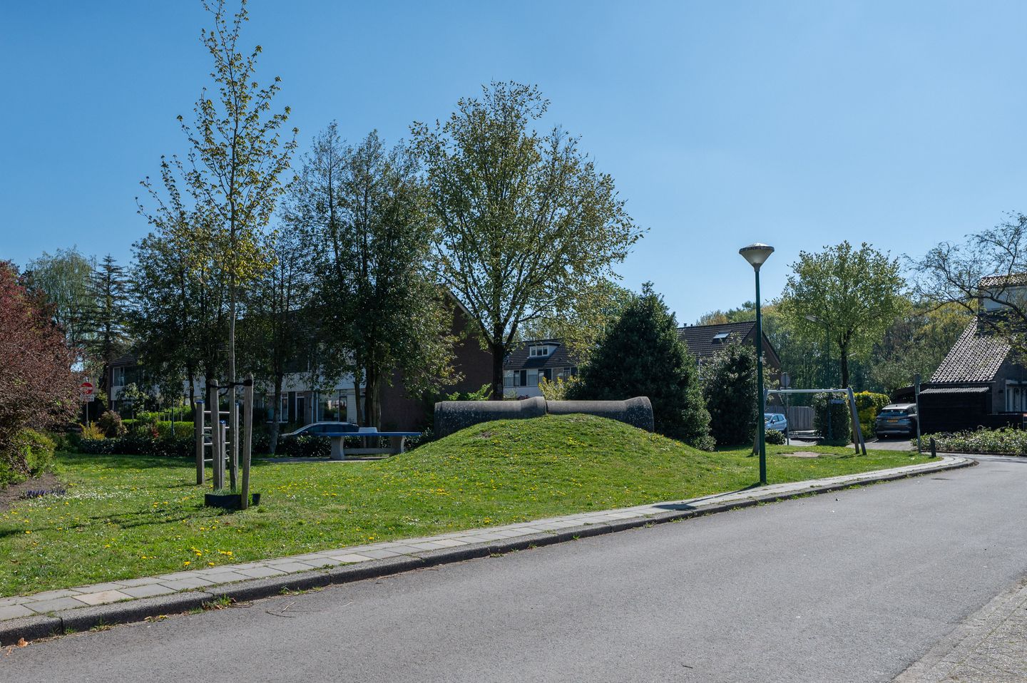 Photo 25 of Van der Weydenstraat 17