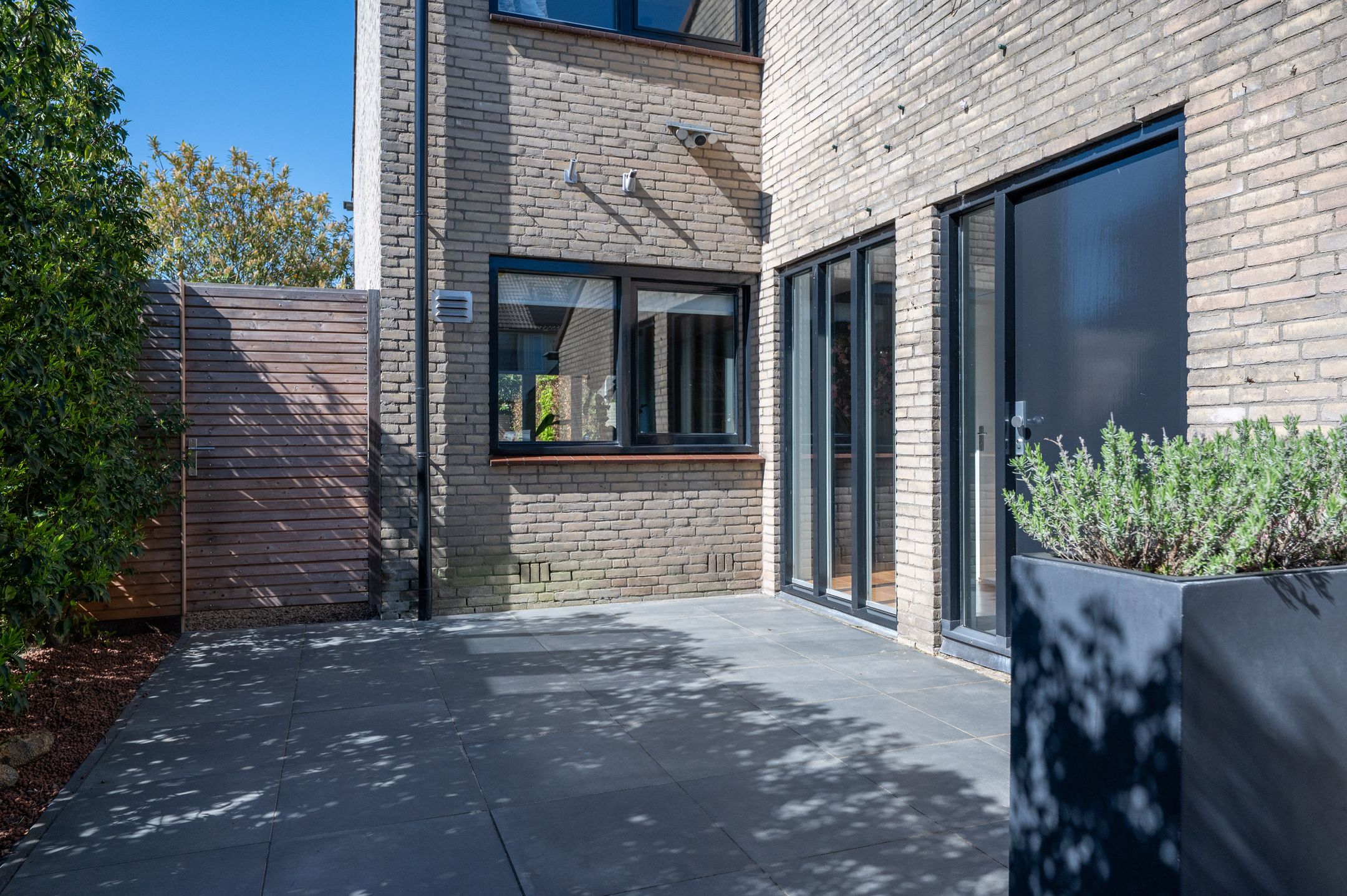 Photo 27 of Van der Weydenstraat 17