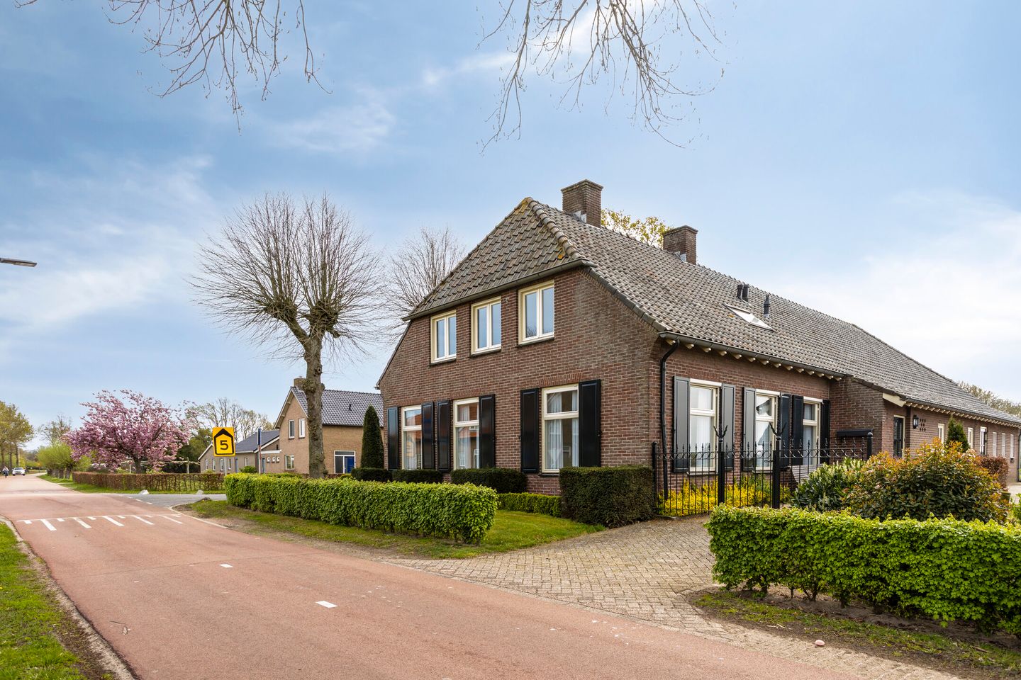 Photo 50 of Loonsestraat 11