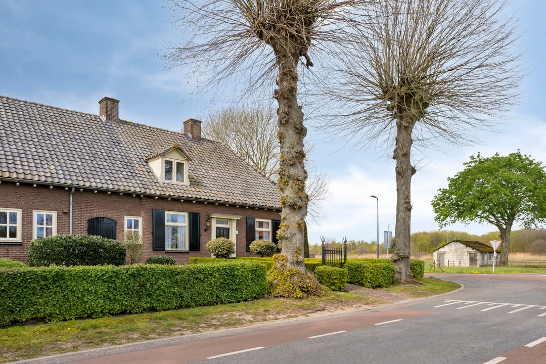 Photo 47 of Loonsestraat 11