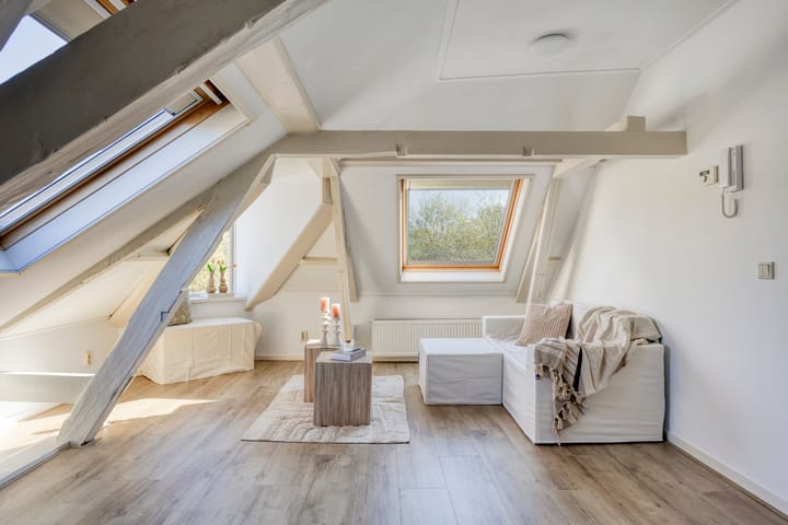 Weerwal 1-D main image