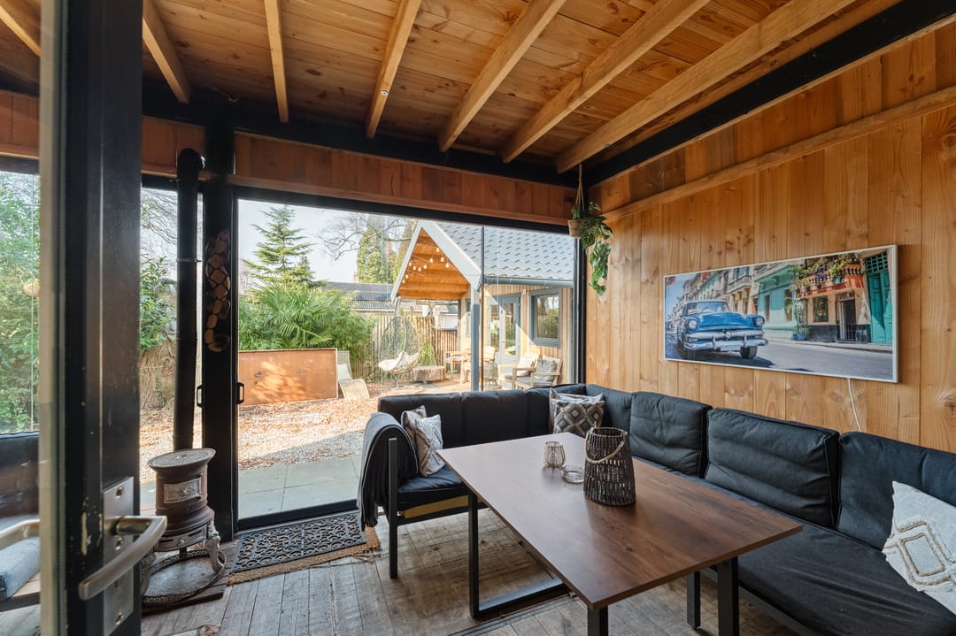 Photo 31 of Donaustraat 19