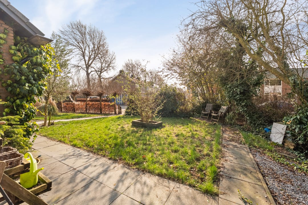 Photo 38 of Donaustraat 19