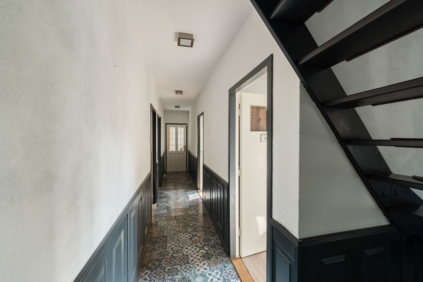 Photo 40 of Donaustraat 19