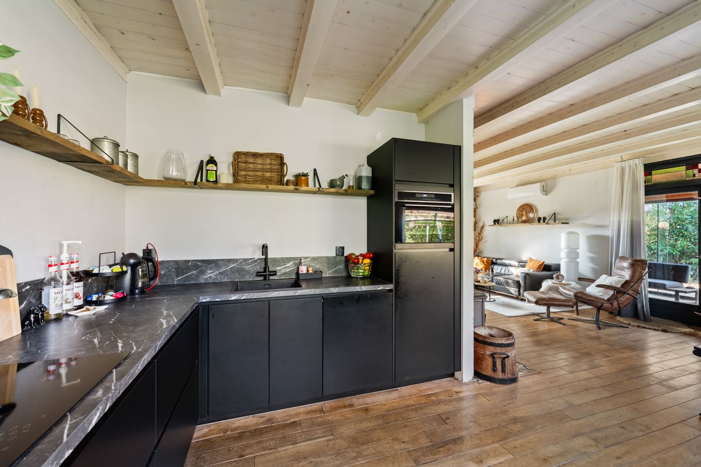 Photo 29 of Donaustraat 19