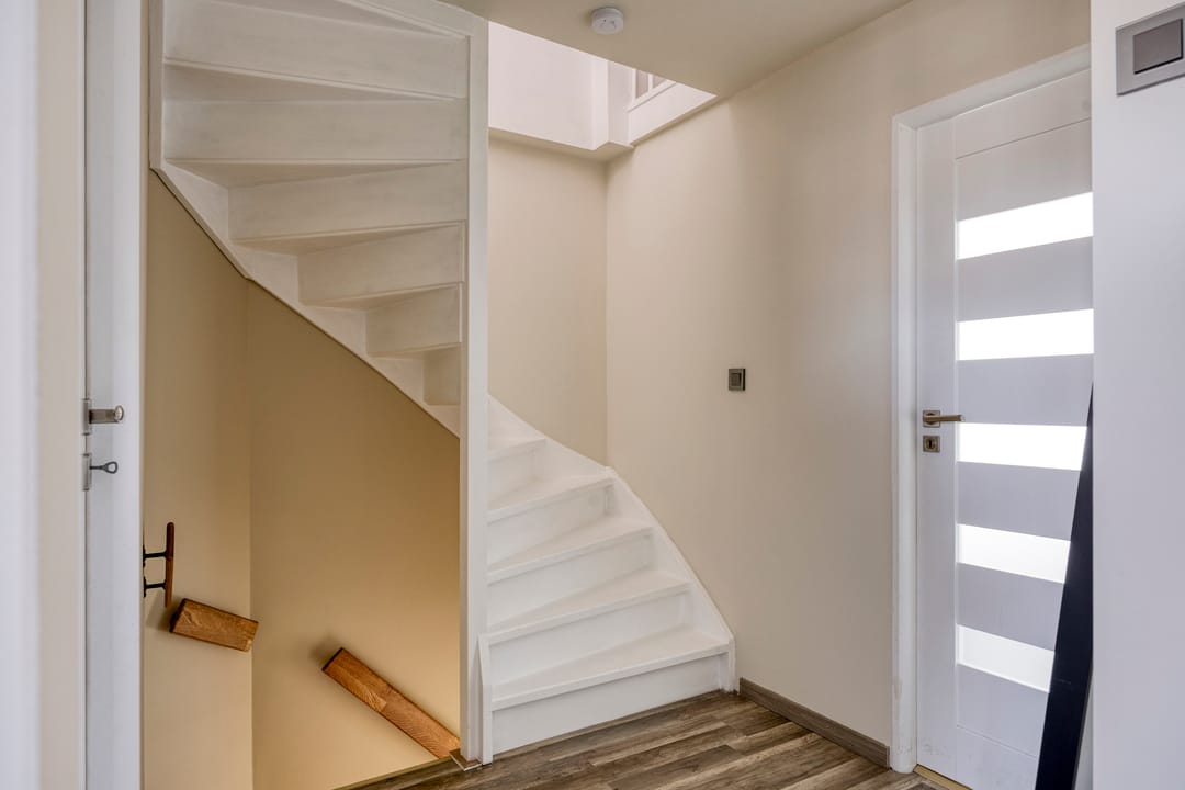 Spacious Move-In Ready Terraced House with Solar Panels in Best — 16