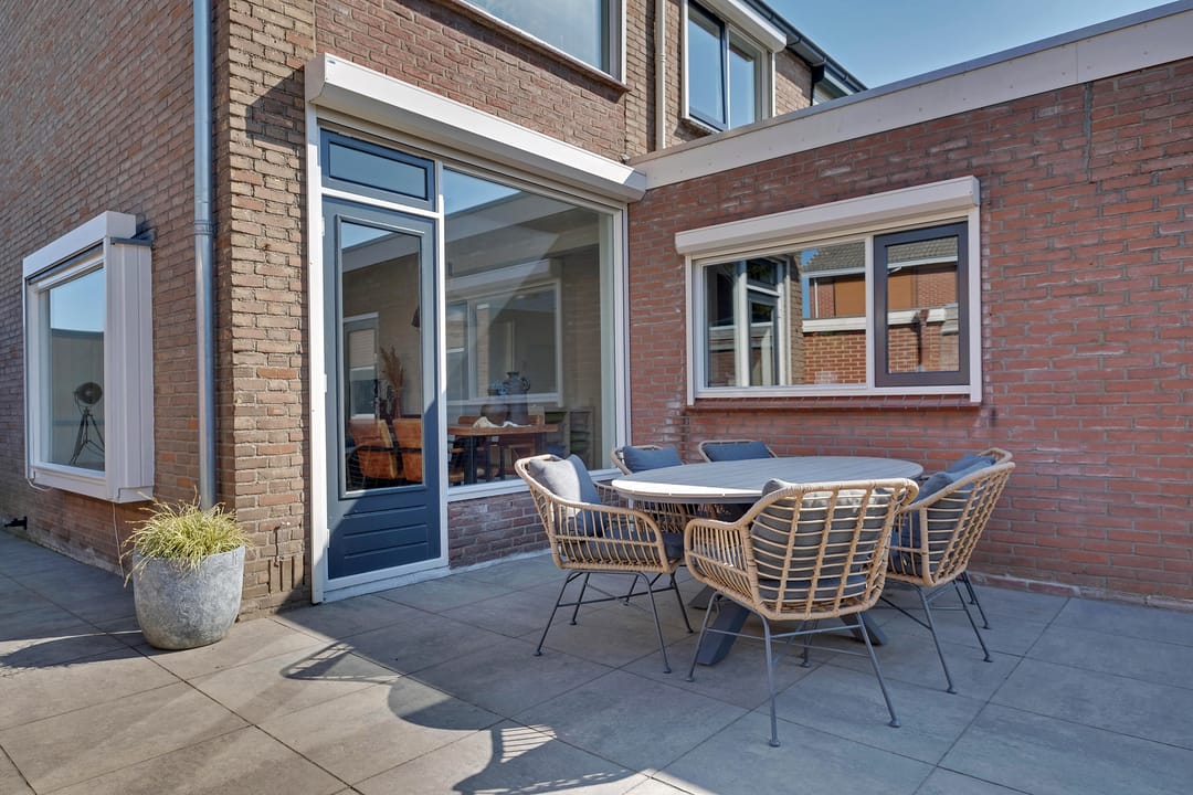 Photo 28 of Steenstraat 2