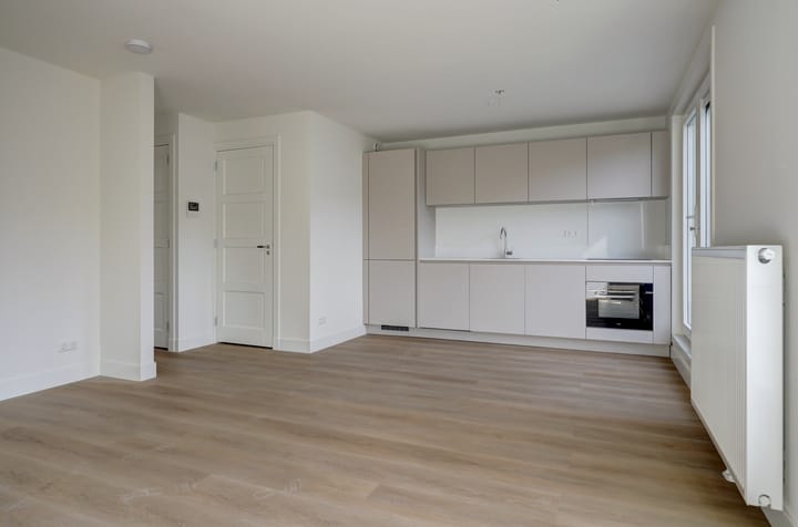 Foto 2 van Eerste Helmersstraat 9-4