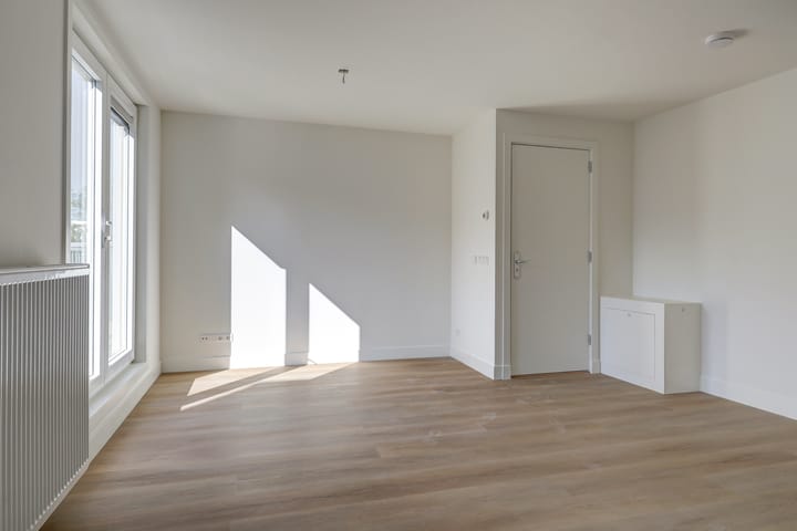 Foto 5 van Eerste Helmersstraat 9-4