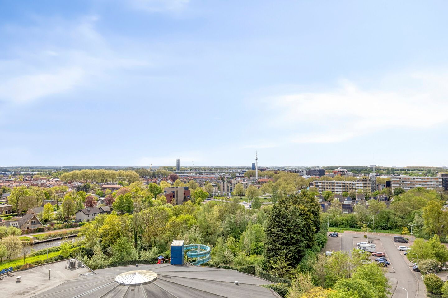 Spacious Apartment with Impressive Westerschelde View — 35