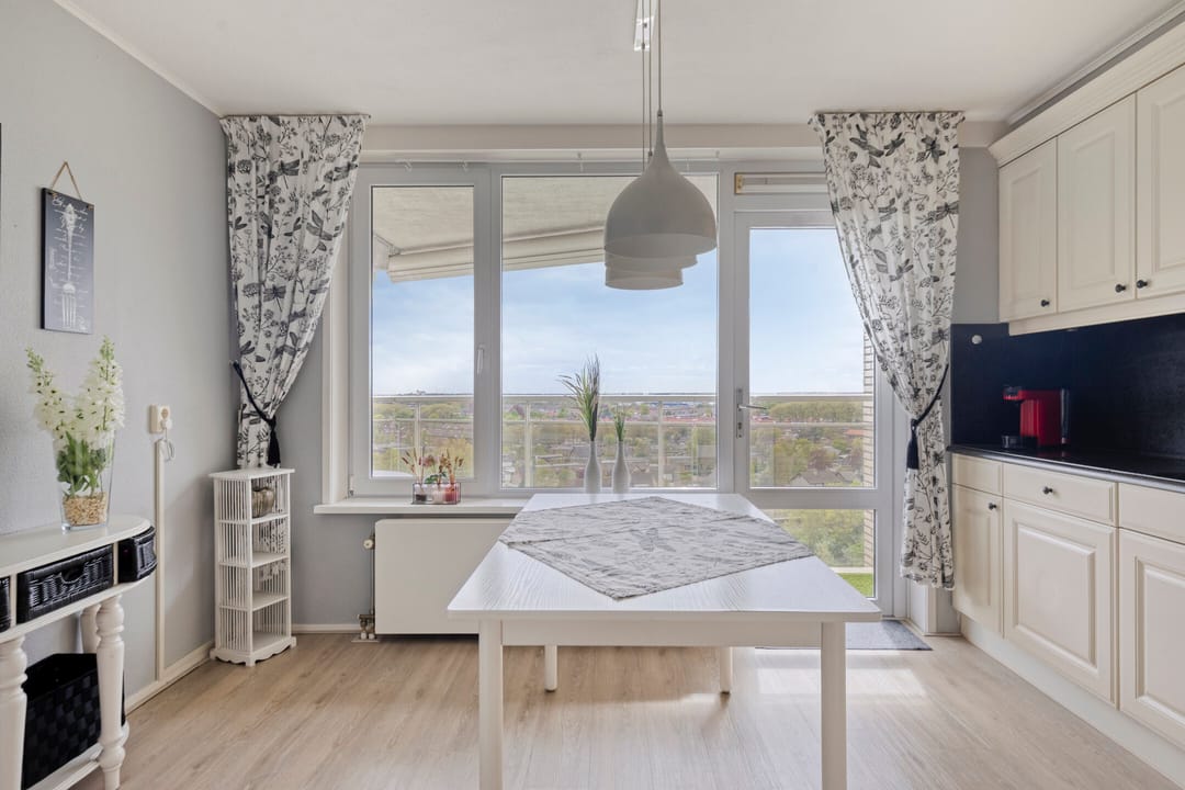 Spacious Apartment with Impressive Westerschelde View — 16