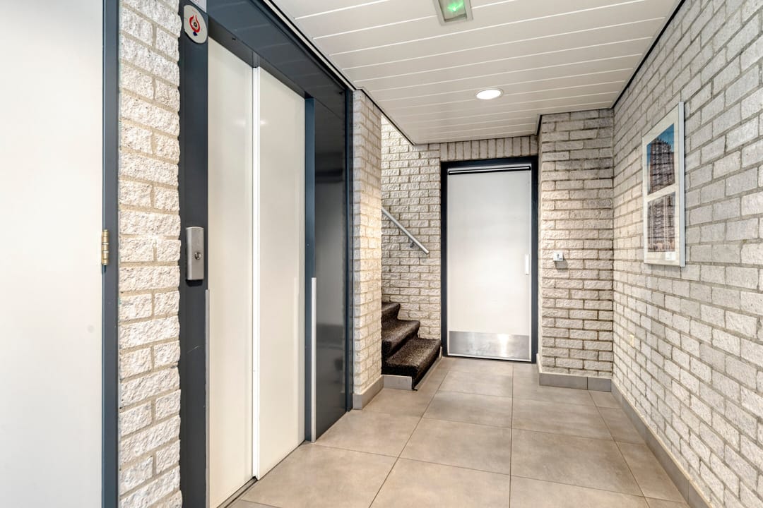 Spacious Apartment with Impressive Westerschelde View — 31