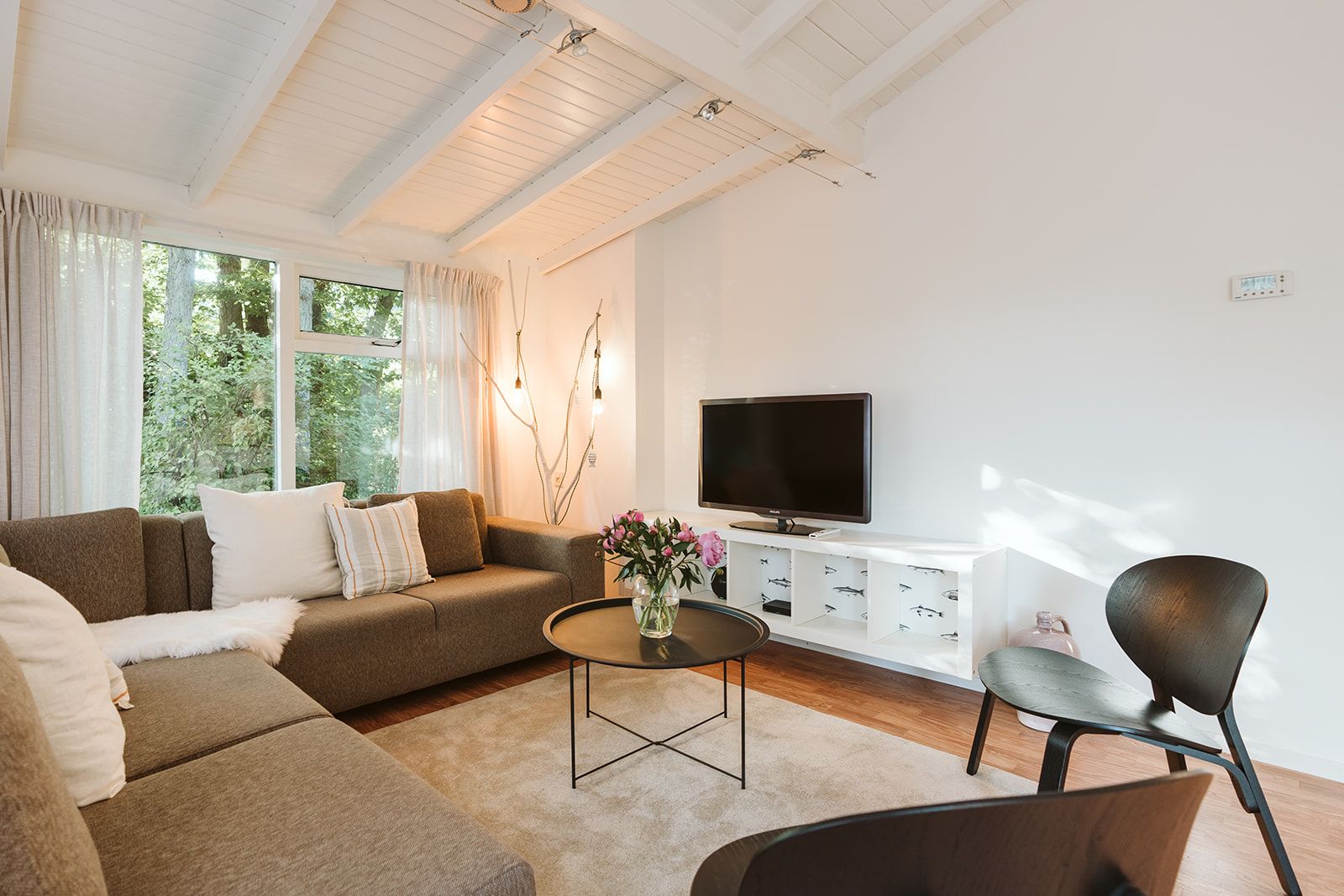 3-bedroom freehold villa in Ouddorp — photo 2 of 5