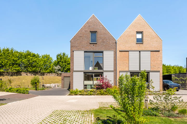 Photo 4 of Voorsterhof 11