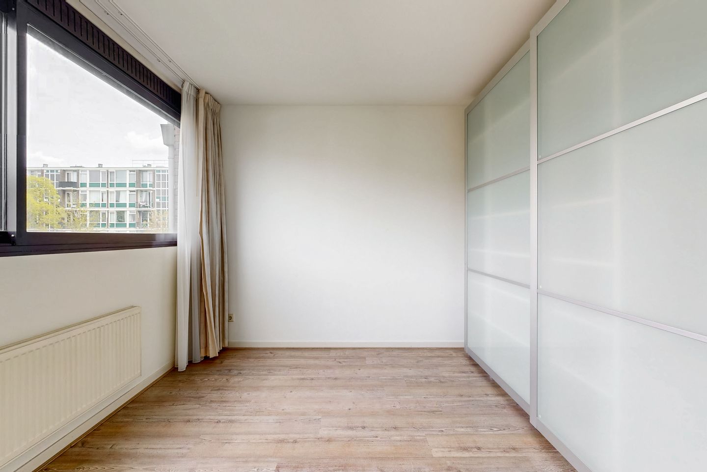 Spacious Family Home with South-Facing Garden in Popular Randwijck — 14
