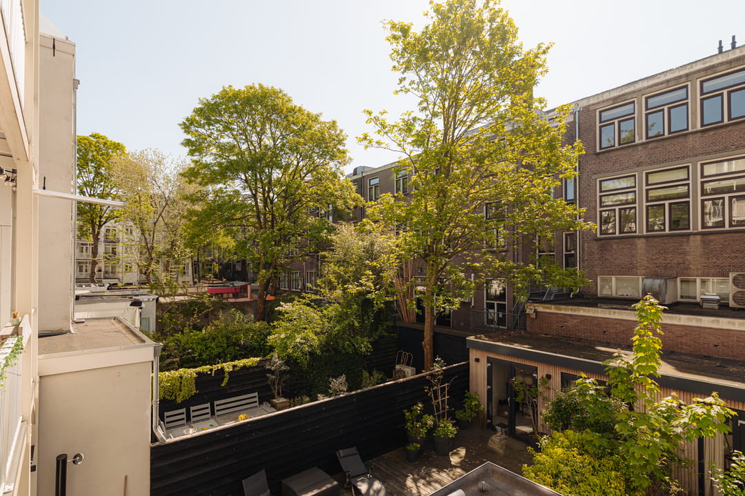 Photo 8 of Van Ostadestraat 32-1