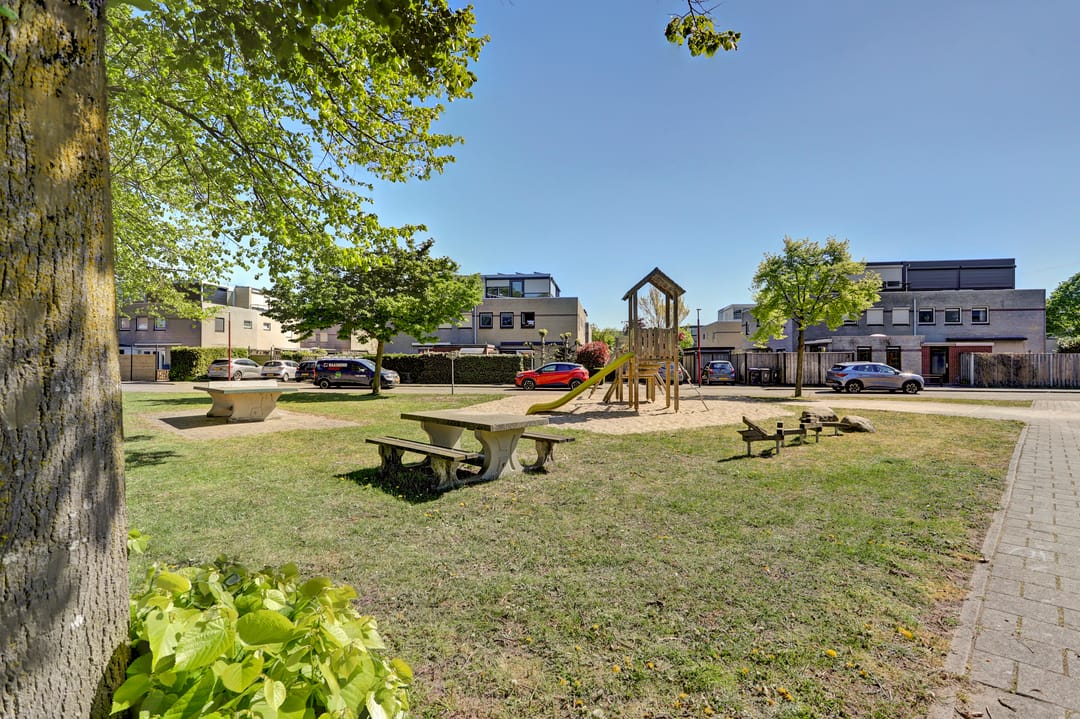 Photo 47 of Aart van der Leeuwhove 5