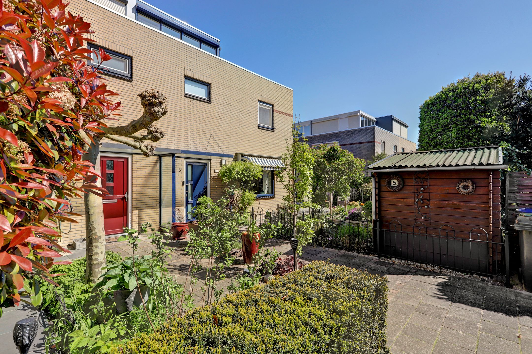 Photo 42 of Aart van der Leeuwhove 5