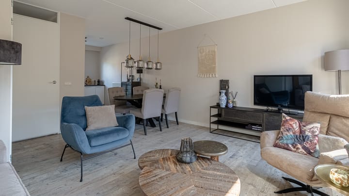 Foto 4 van Van Lunterenstraat 54