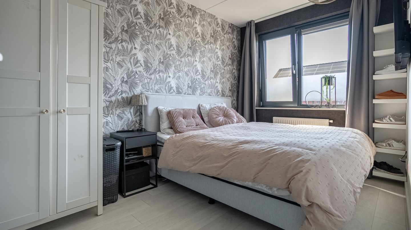 Foto 14 van Van Lunterenstraat 54