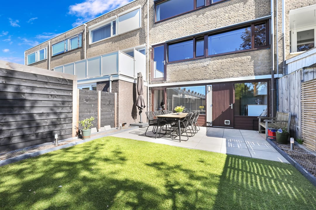 Photo 2 of Van Groeneveltlaan 19