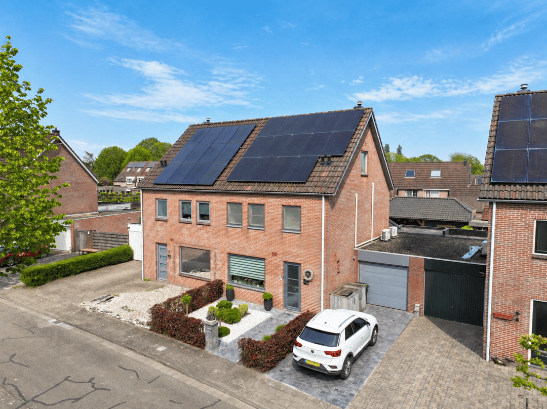 Photo 1 of Voorstraat 19